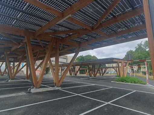 Installation d’ombrières photovoltaïques | Université de Bordeaux